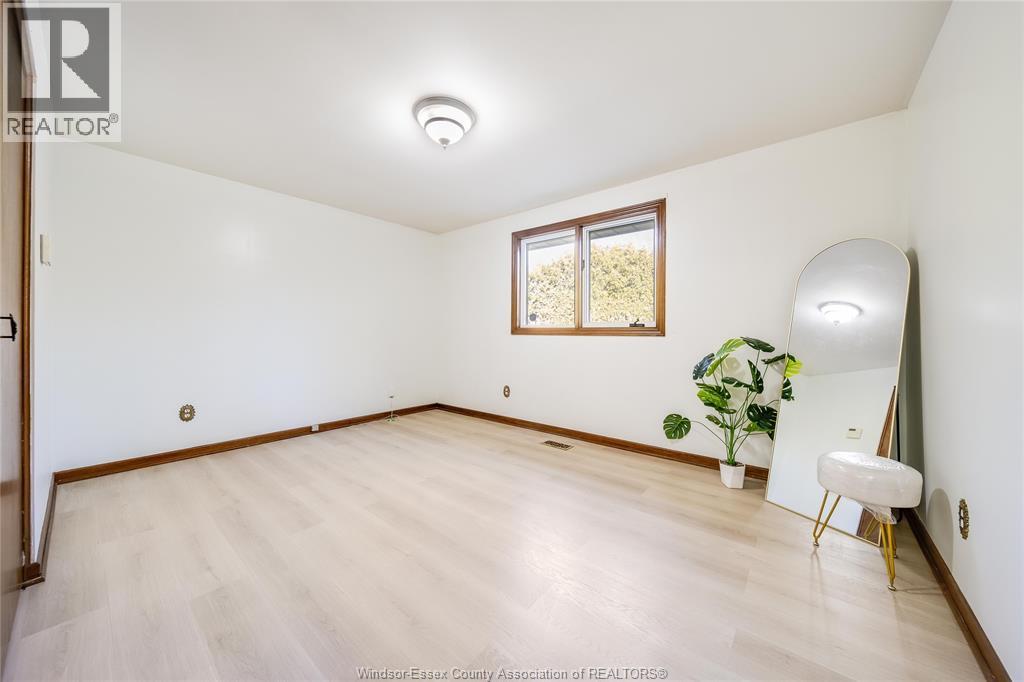 9223 Esplanade Drive, Windsor, Ontario  N8R 1J2 - Photo 23 - 25028858