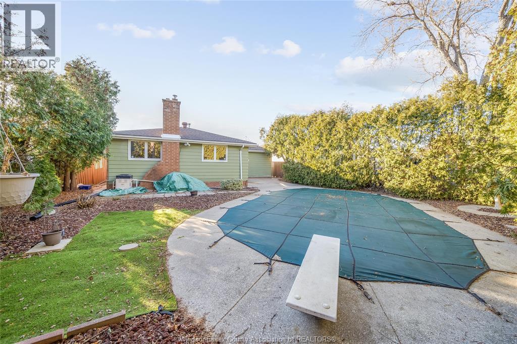 9223 Esplanade Drive, Windsor, Ontario  N8R 1J2 - Photo 41 - 25028858