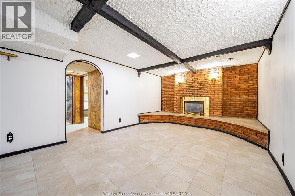 9223 Esplanade Drive, Windsor, Ontario  N8R 1J2 - Photo 27 - 25028858