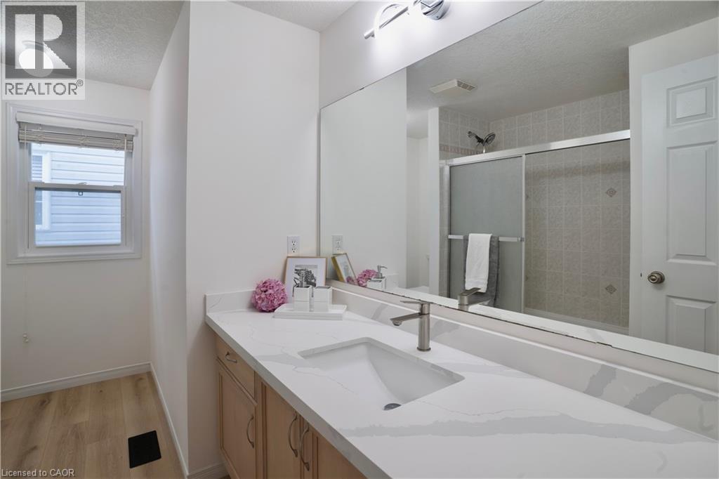 602 Winterberry Avenue, Waterloo, Ontario  N2V 2W5 - Photo 19 - 40787657