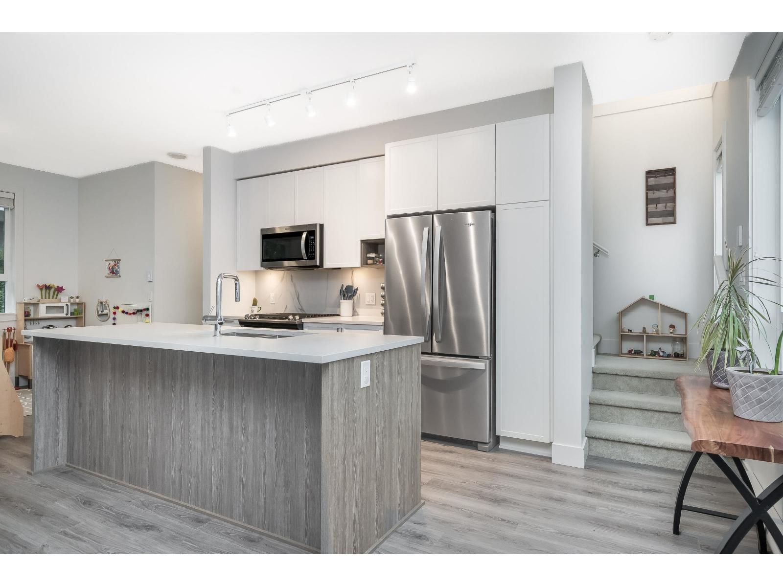 91 9688 162a Street, Surrey, British Columbia V4N 6V3 - Photo 8 - R3065812