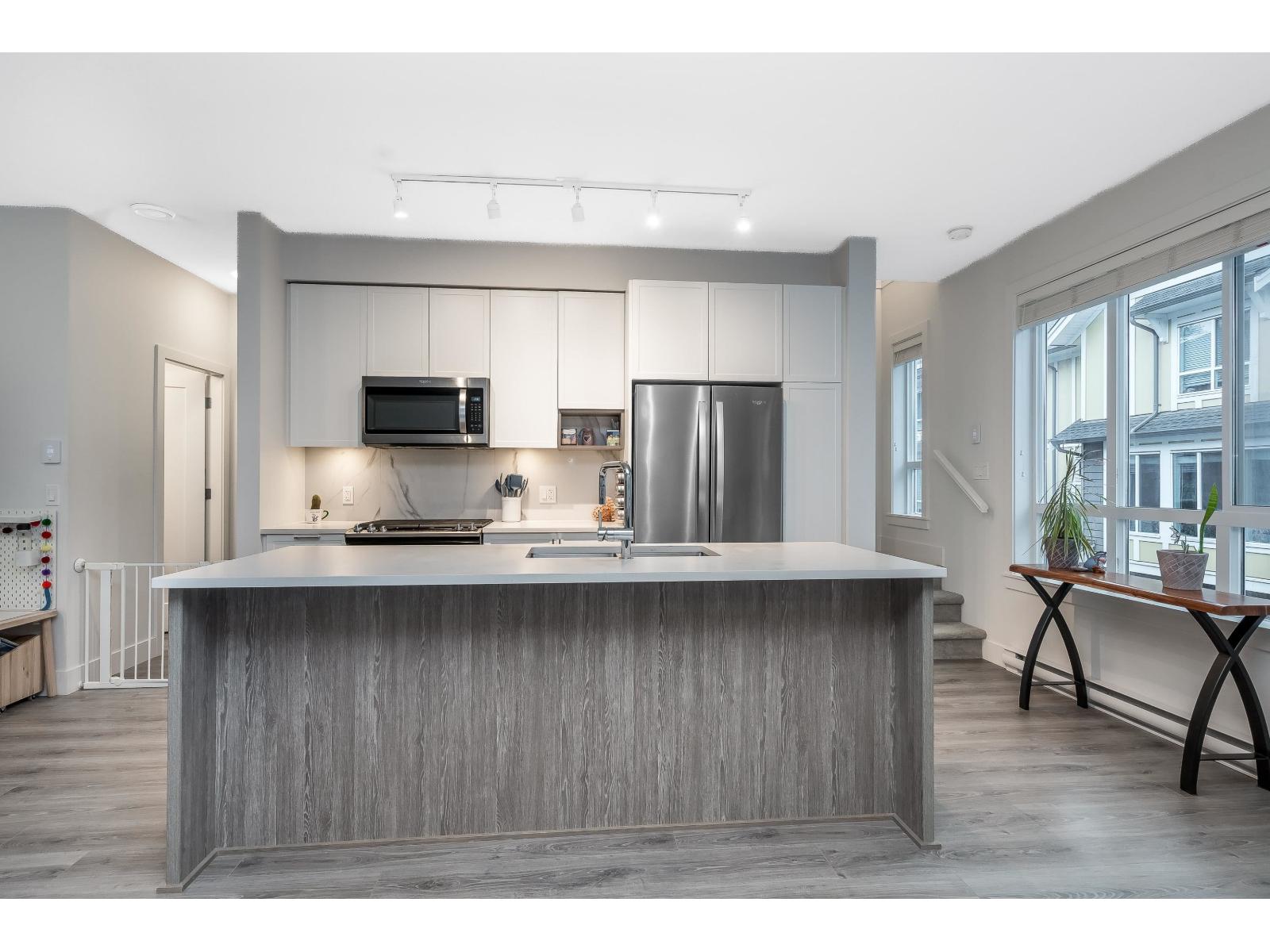 91 9688 162a Street, Surrey, British Columbia V4N 6V3 - Photo 9 - R3065812