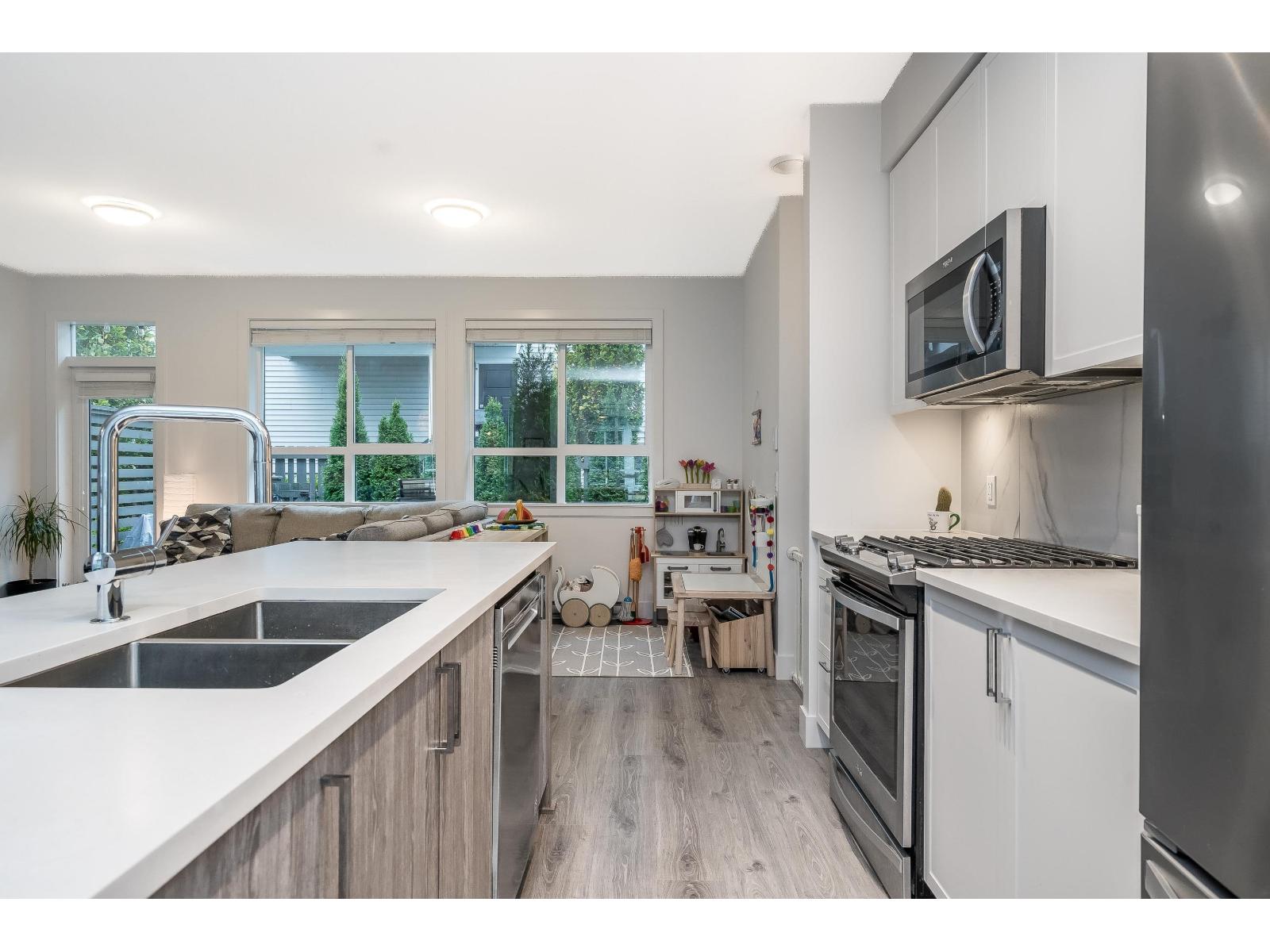 91 9688 162a Street, Surrey, British Columbia V4N 6V3 - Photo 6 - R3065812