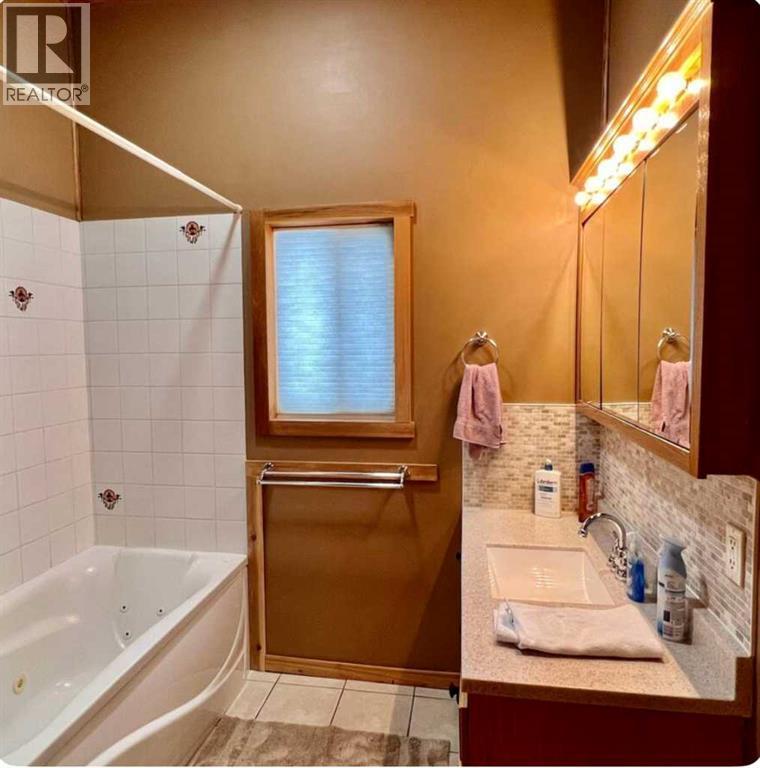 265135 Symons Valley Road Nw, Rural Rocky View County, Alberta  T4B 4R9 - Photo 14 - A2268433