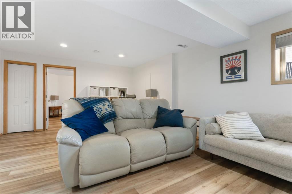 179 Quigley Drive, Cochrane, Alberta  T4C 1R4 - Photo 25 - A2269180