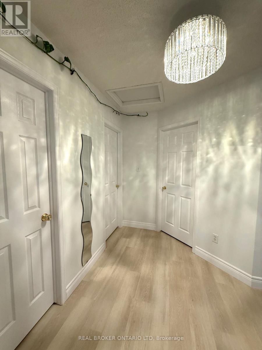 33 - 10 Chalkstone Drive, London South, Ontario  N6E 3Z9 - Photo 13 - X12560026