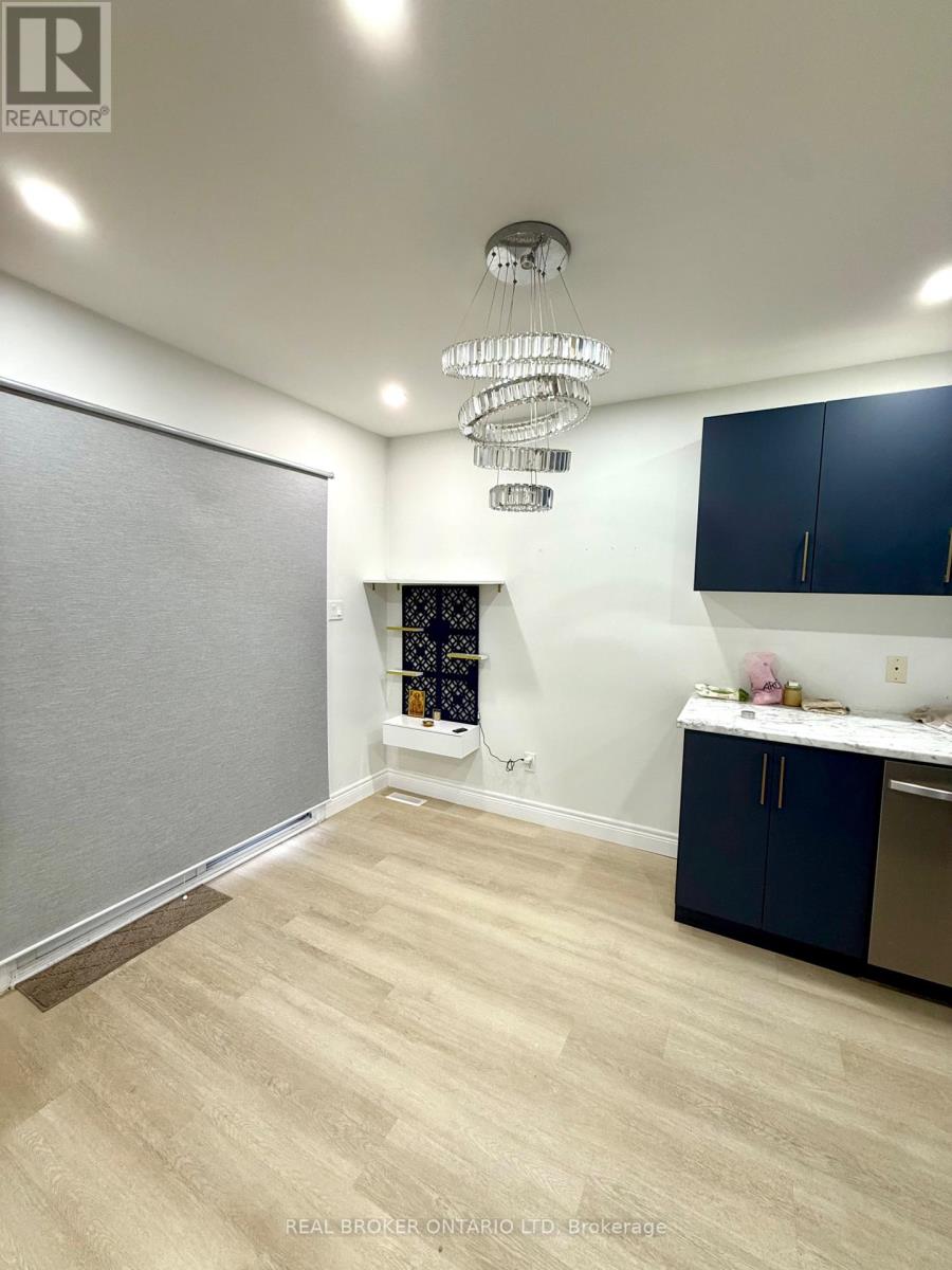 33 - 10 Chalkstone Drive, London South, Ontario  N6E 3Z9 - Photo 5 - X12560026