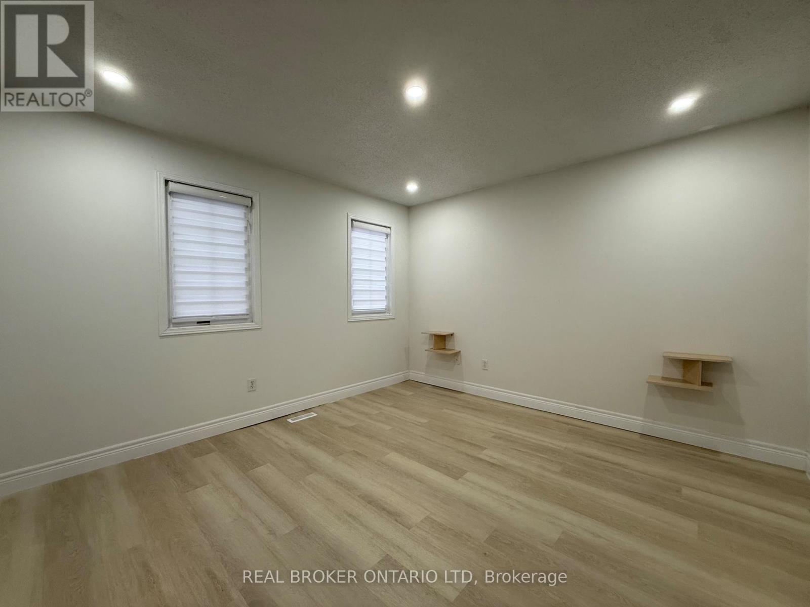 33 - 10 Chalkstone Drive, London South, Ontario  N6E 3Z9 - Photo 7 - X12560026