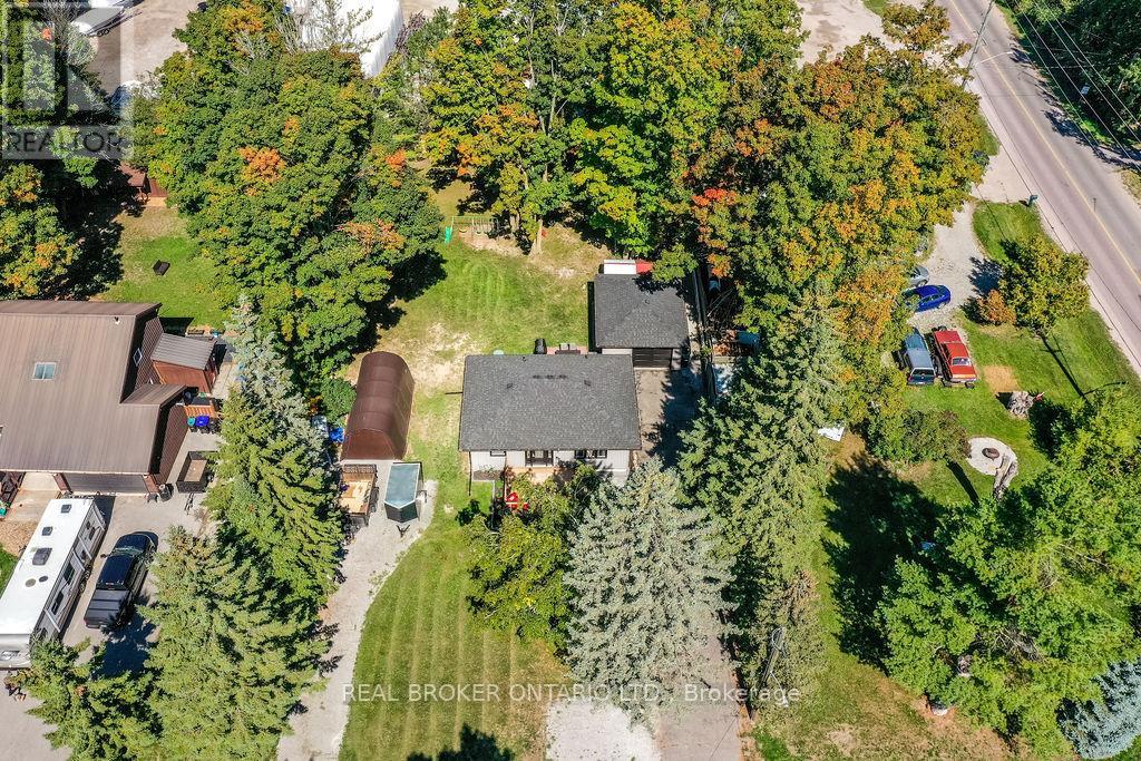 812 Cook Street, Innisfil, Ontario  L9S 2J1 - Photo 24 - N12411199