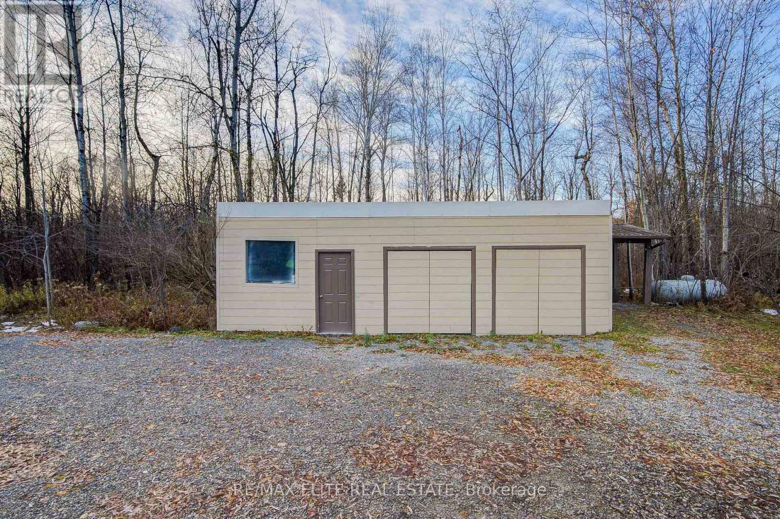 4909 Holborn Road, East Gwillimbury, Ontario  L0G 1M0 - Photo 32 - N12559752