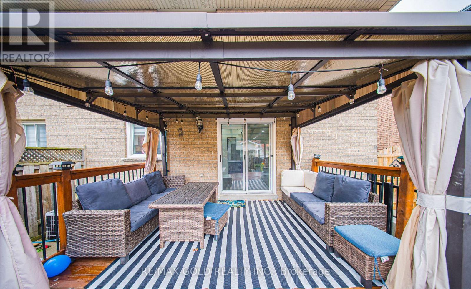 11 Flatlands Way, Brampton, Ontario  L6R 2B5 - Photo 28 - W12559498