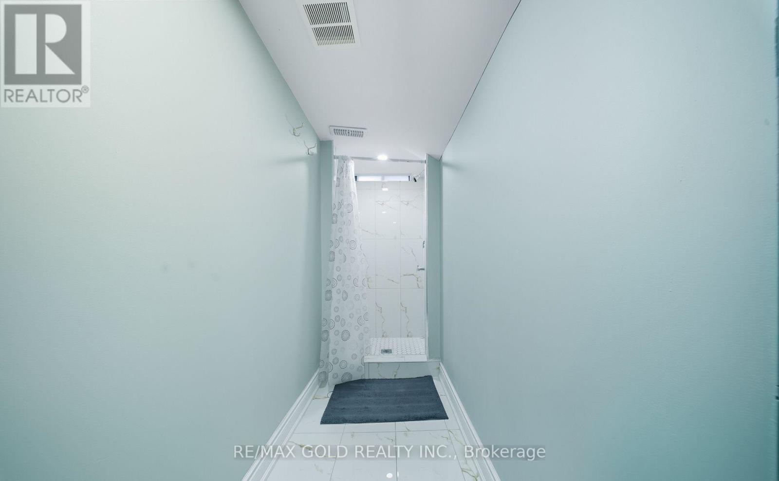 11 Flatlands Way, Brampton, Ontario  L6R 2B5 - Photo 22 - W12559498