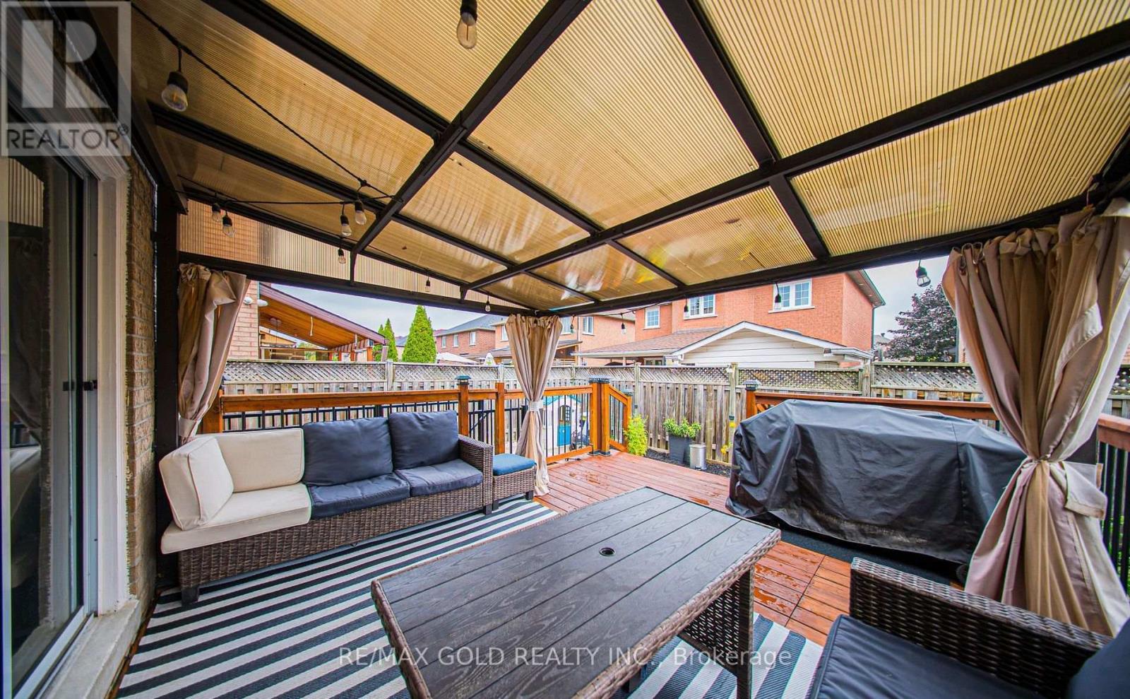 11 Flatlands Way, Brampton, Ontario  L6R 2B5 - Photo 30 - W12559498