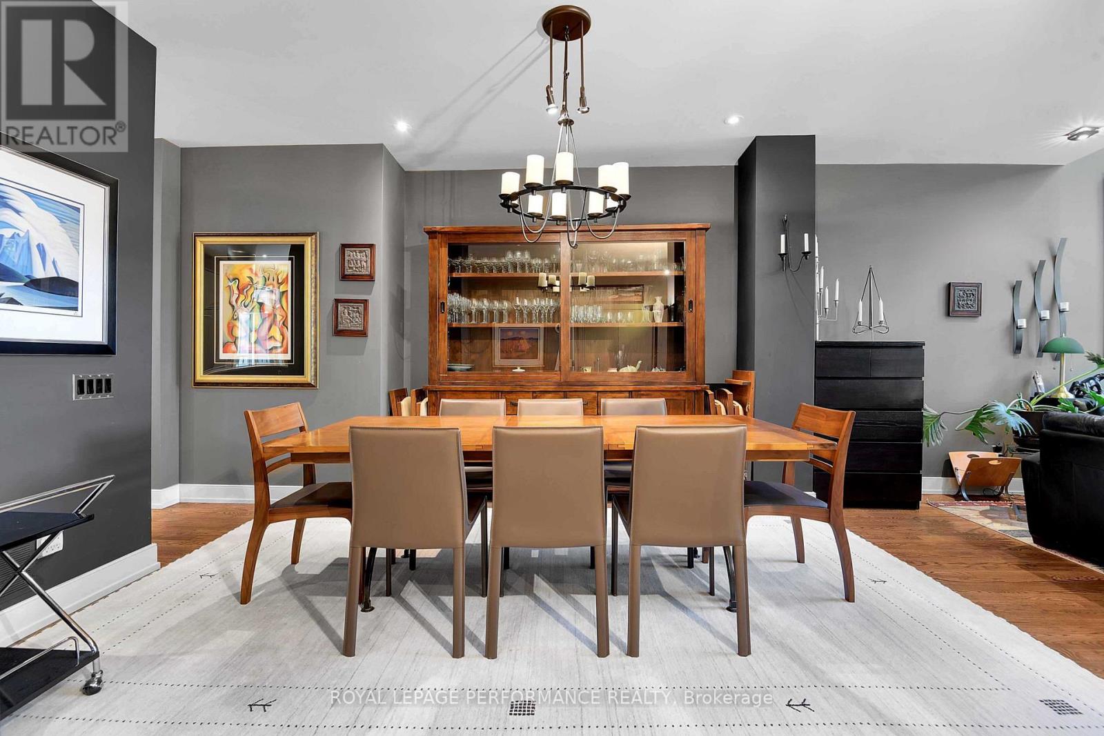 805 Kingsmere Avenue, Ottawa, Ontario  K2A 3J8 - Photo 11 - X12559982