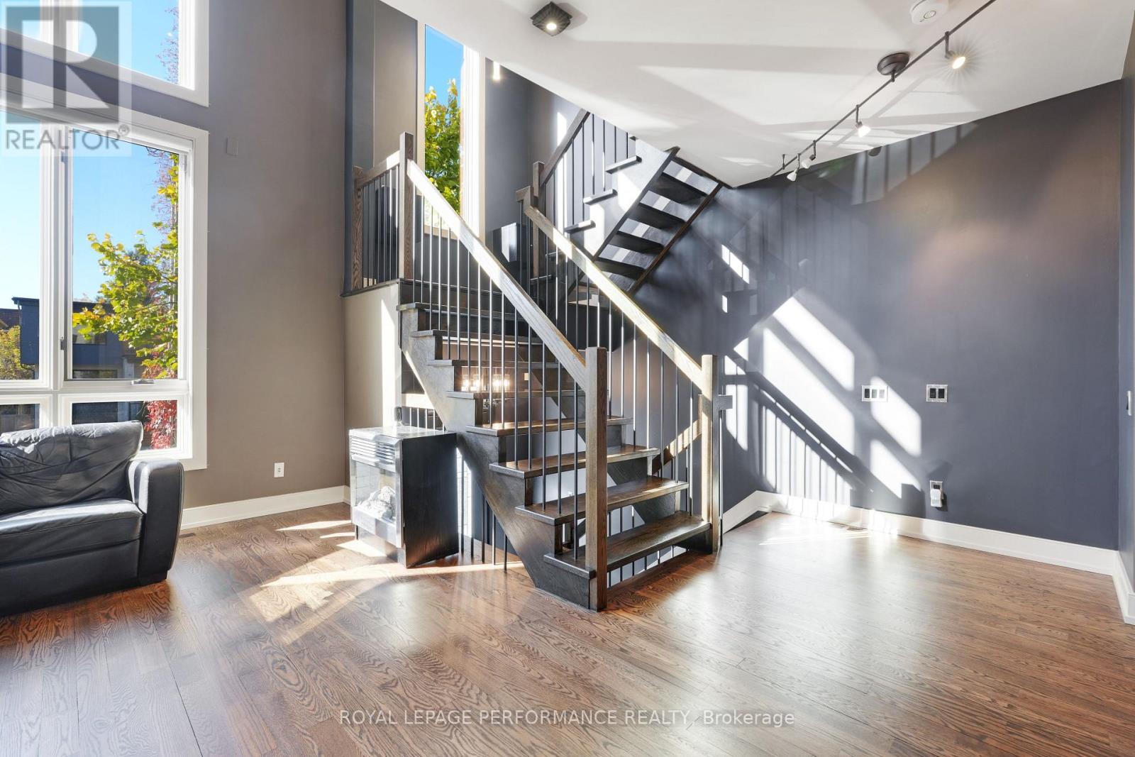 805 Kingsmere Avenue, Ottawa, Ontario  K2A 3J8 - Photo 16 - X12559982