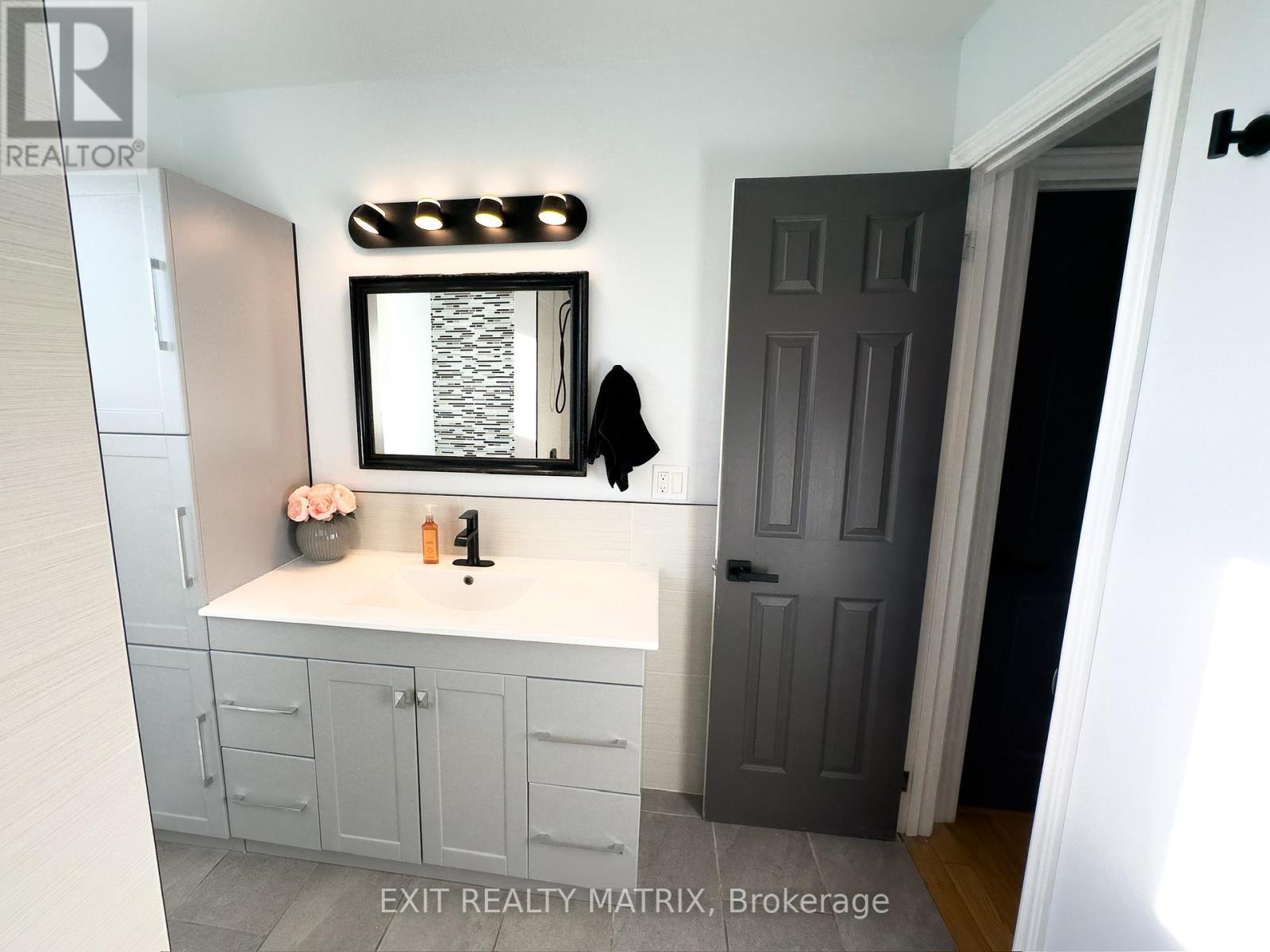 12187 County Road 3 Road, North Dundas, Ontario  K0C 2K0 - Photo 23 - X12559986