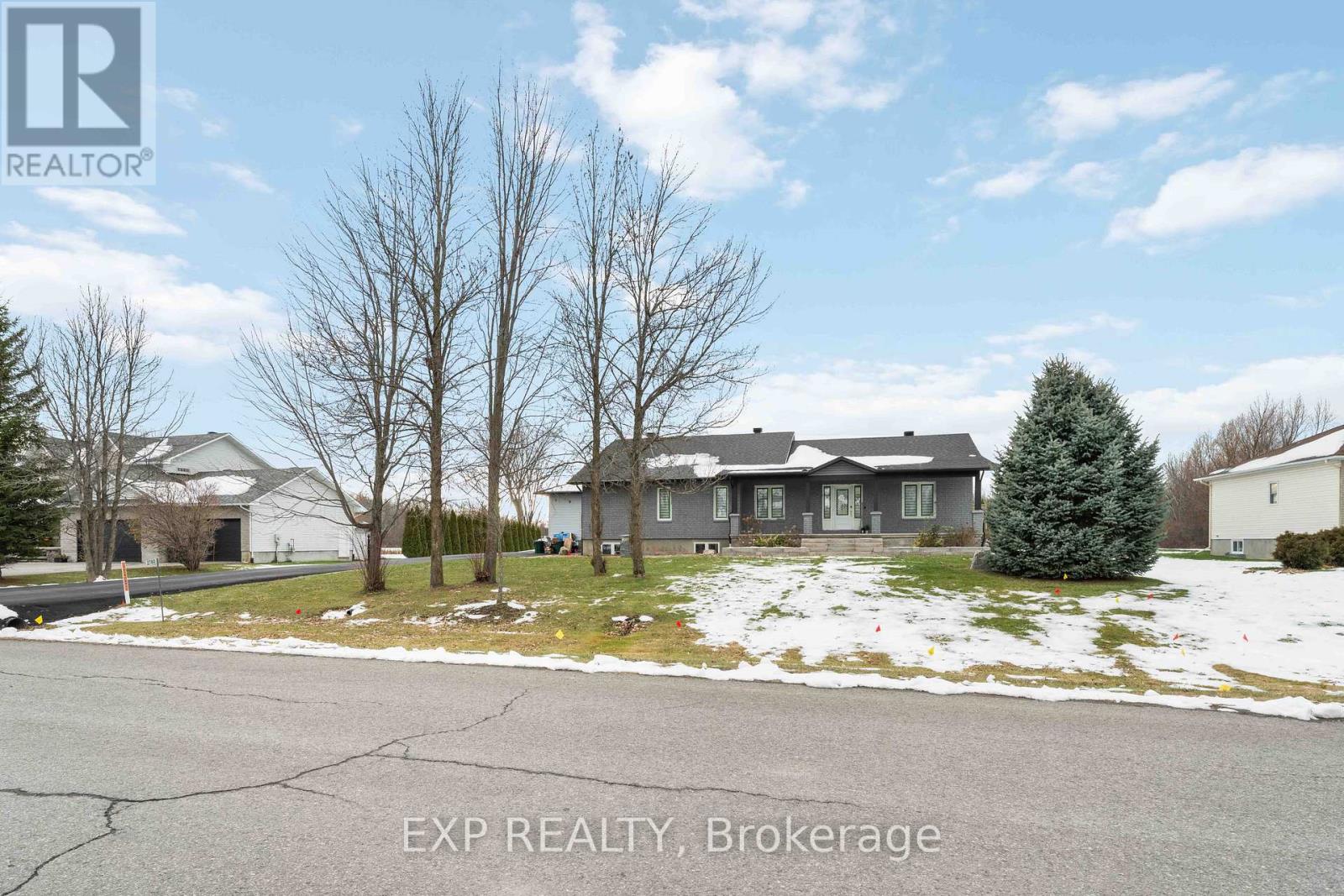 2760 Johannes Street, Ottawa, Ontario  K0A 2P0 - Photo 3 - X12560118