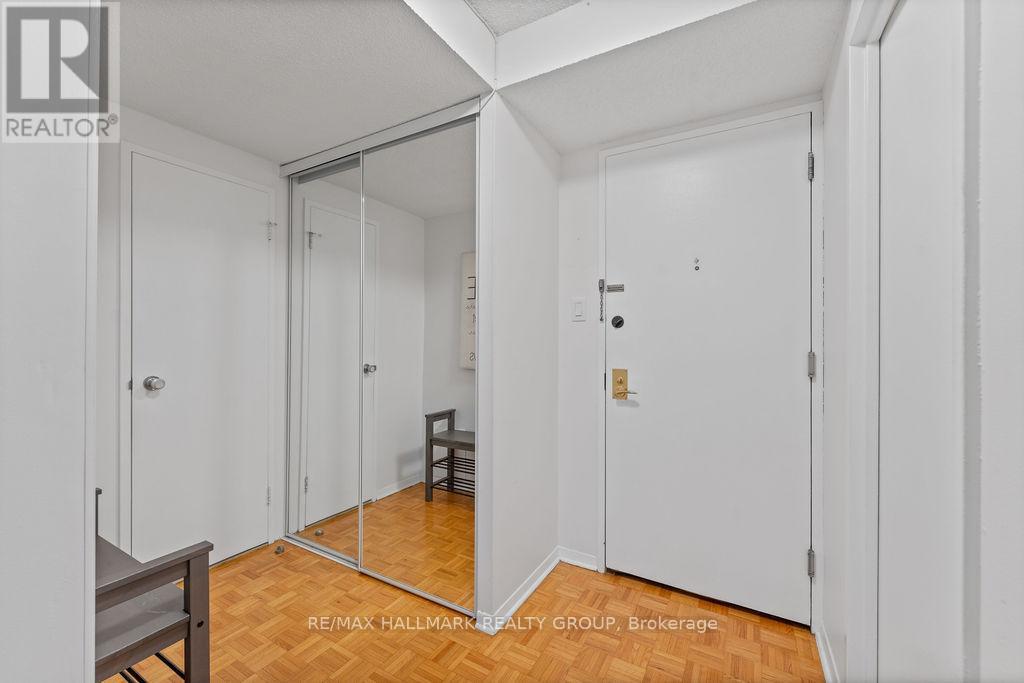 350 - 505 St Laurent Boulevard, Ottawa, Ontario K1K 3X4 - Photo 4 - X12560124