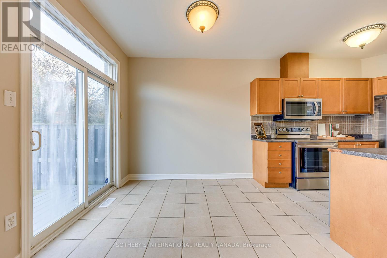 7496 Allspice Trail, Mississauga, Ontario  L5N 8P3 - Photo 10 - W12559832