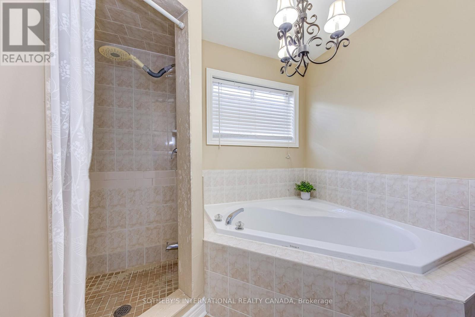 7496 Allspice Trail, Mississauga, Ontario  L5N 8P3 - Photo 25 - W12559832