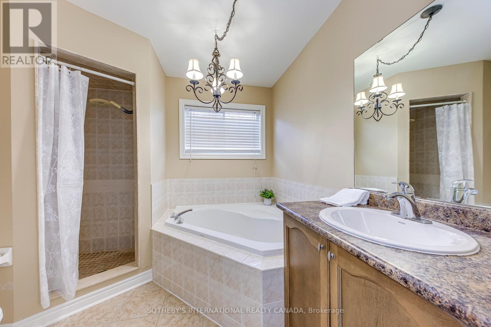 7496 Allspice Trail, Mississauga, Ontario  L5N 8P3 - Photo 26 - W12559832