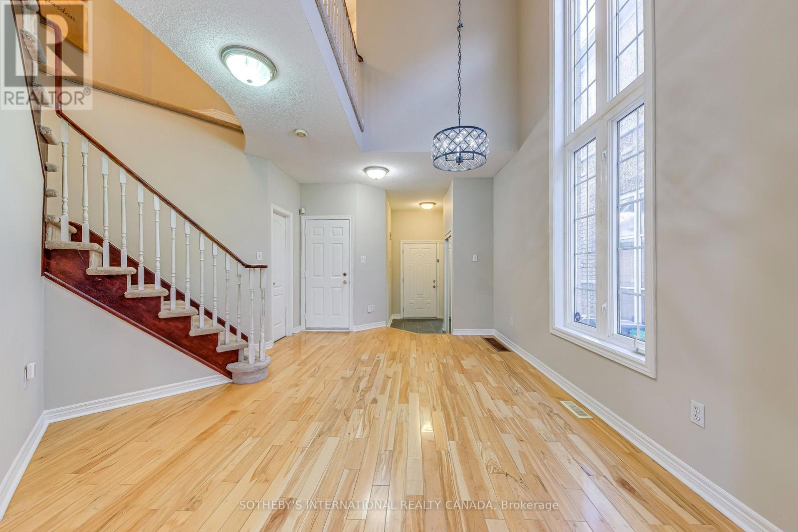 7496 Allspice Trail, Mississauga, Ontario  L5N 8P3 - Photo 7 - W12559832