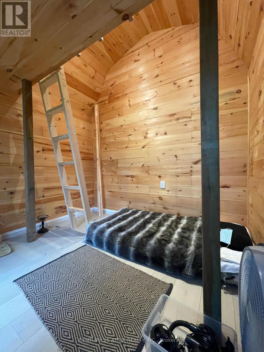 469 Rowanwood Road, Huntsville, Ontario  P0B 1M0 - Photo 13 - X12559852