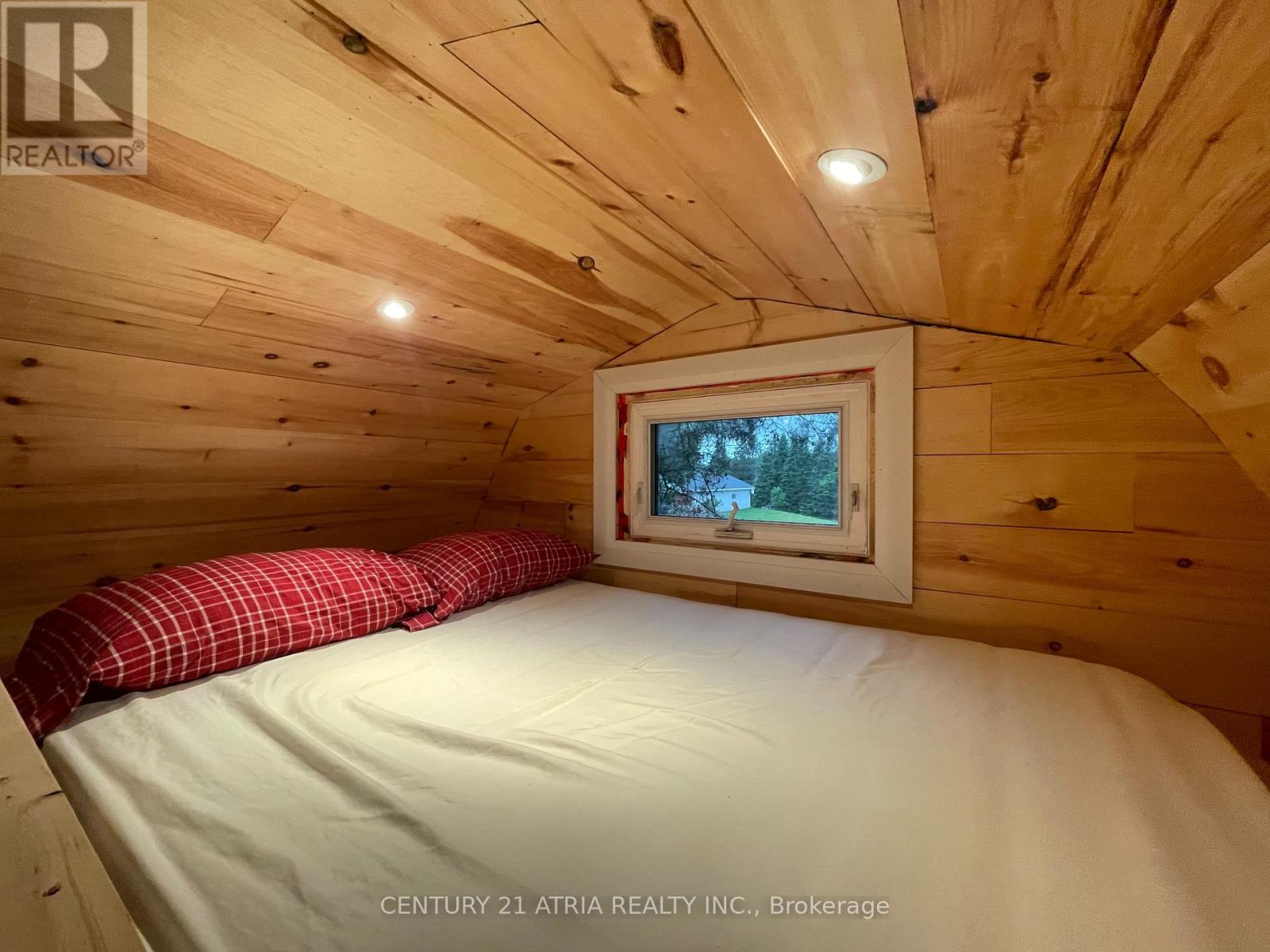 469 Rowanwood Road, Huntsville, Ontario  P0B 1M0 - Photo 15 - X12559852