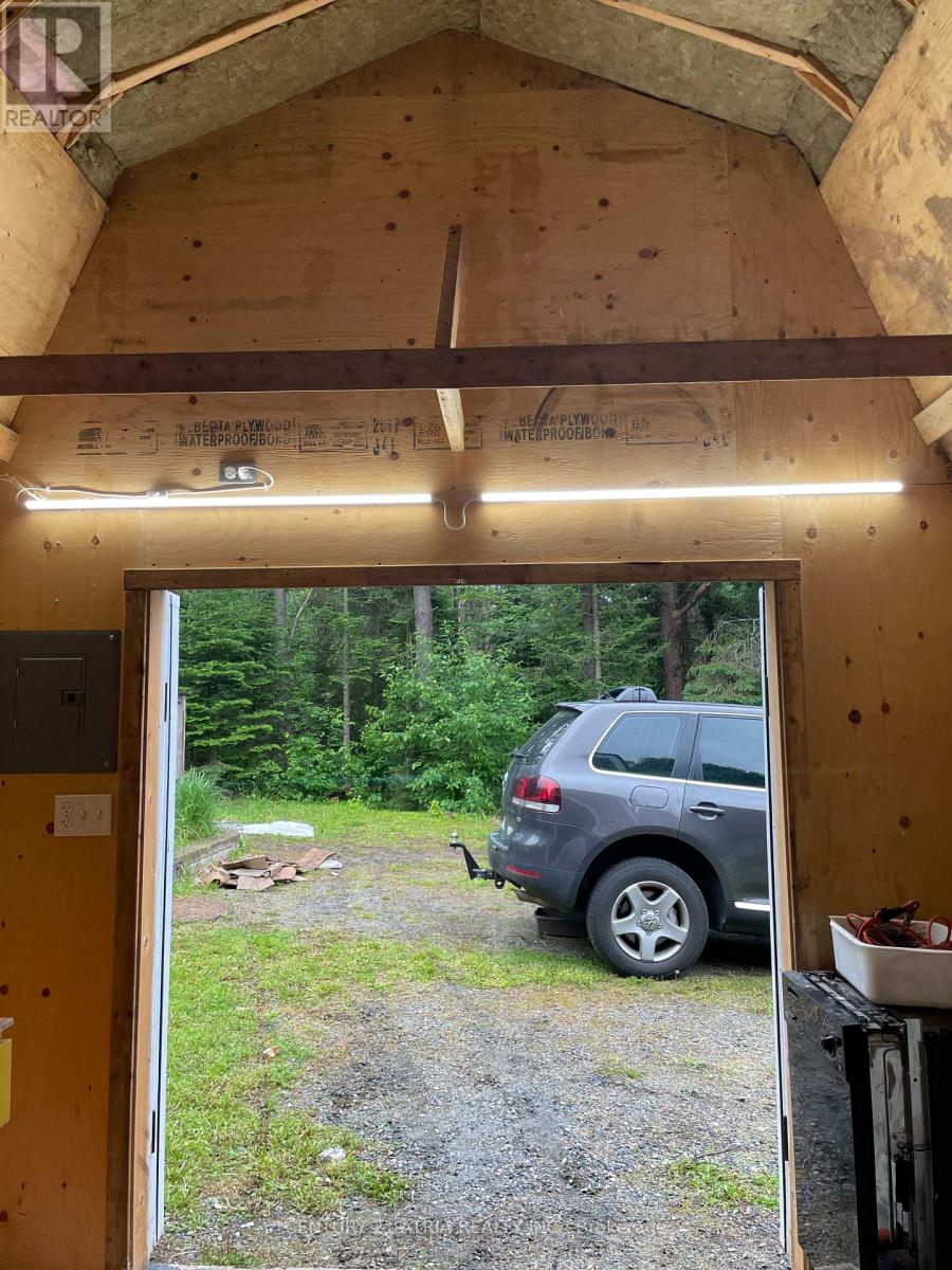 469 Rowanwood Road, Huntsville, Ontario  P0B 1M0 - Photo 19 - X12559852