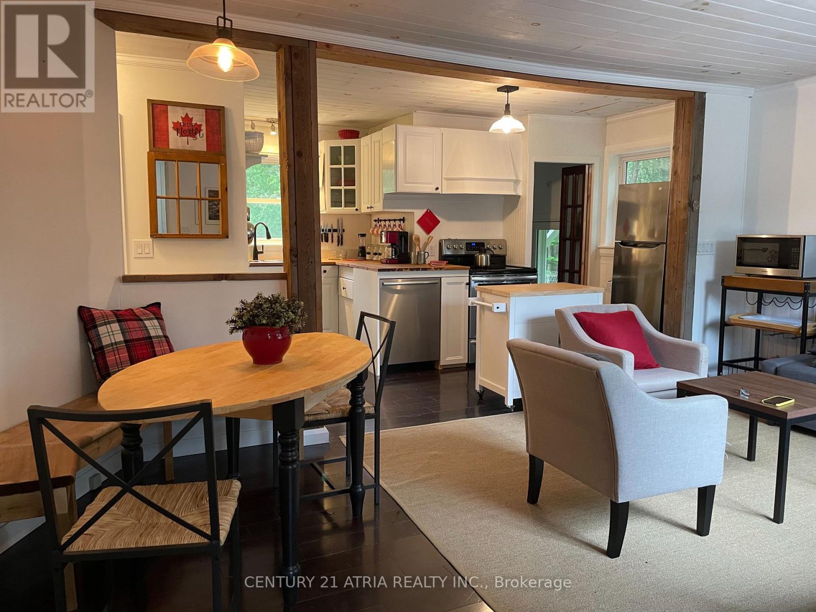 469 Rowanwood Road, Huntsville, Ontario  P0B 1M0 - Photo 2 - X12559852