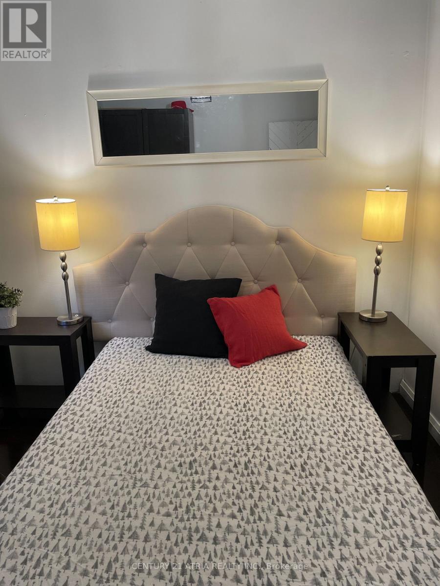 469 Rowanwood Road, Huntsville, Ontario  P0B 1M0 - Photo 5 - X12559852