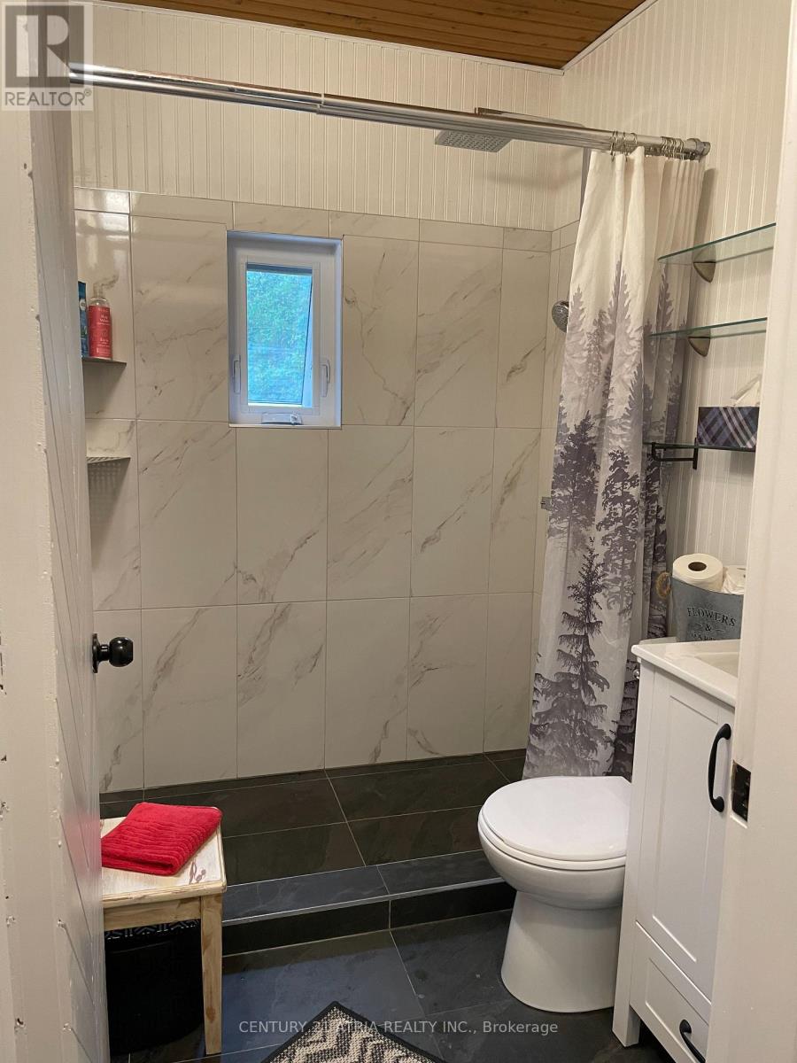 469 Rowanwood Road, Huntsville, Ontario  P0B 1M0 - Photo 8 - X12559852