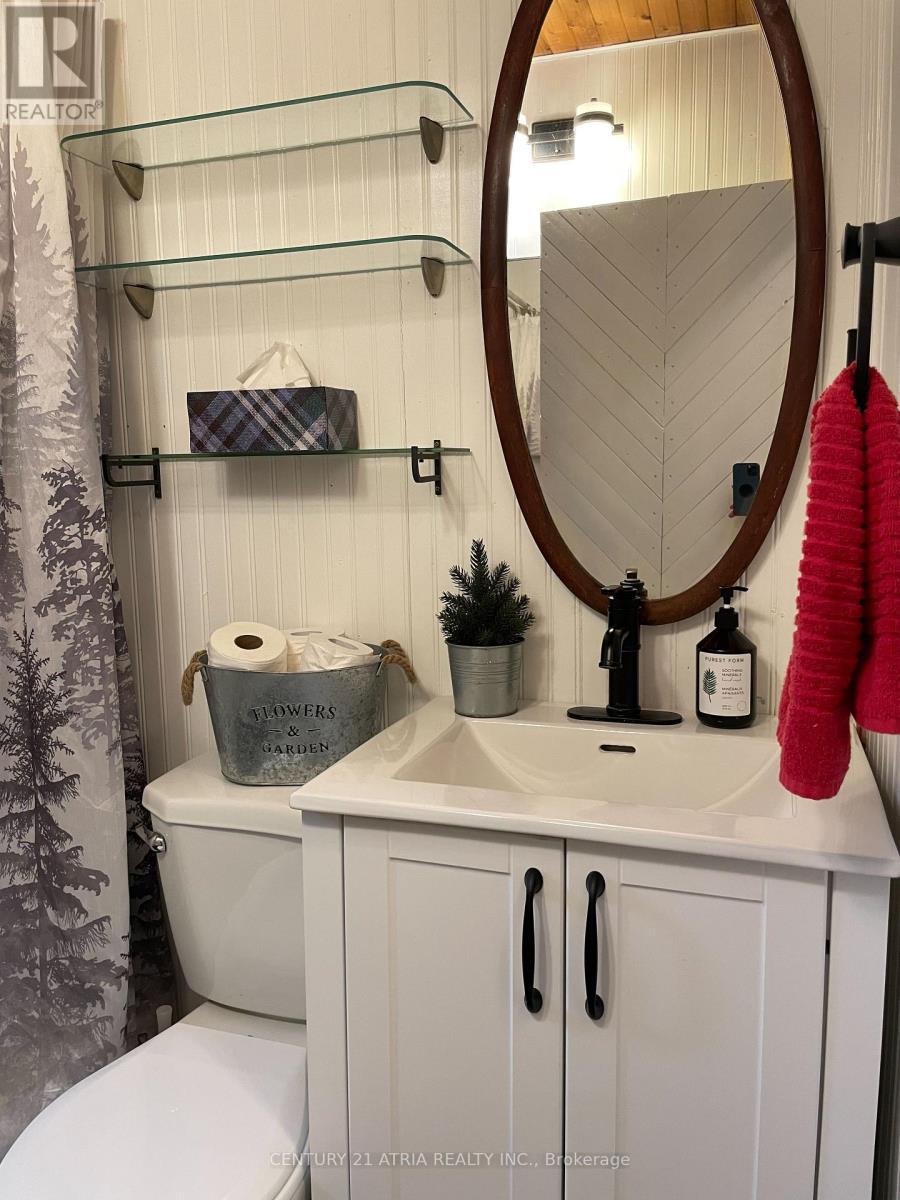 469 Rowanwood Road, Huntsville, Ontario  P0B 1M0 - Photo 9 - X12559852