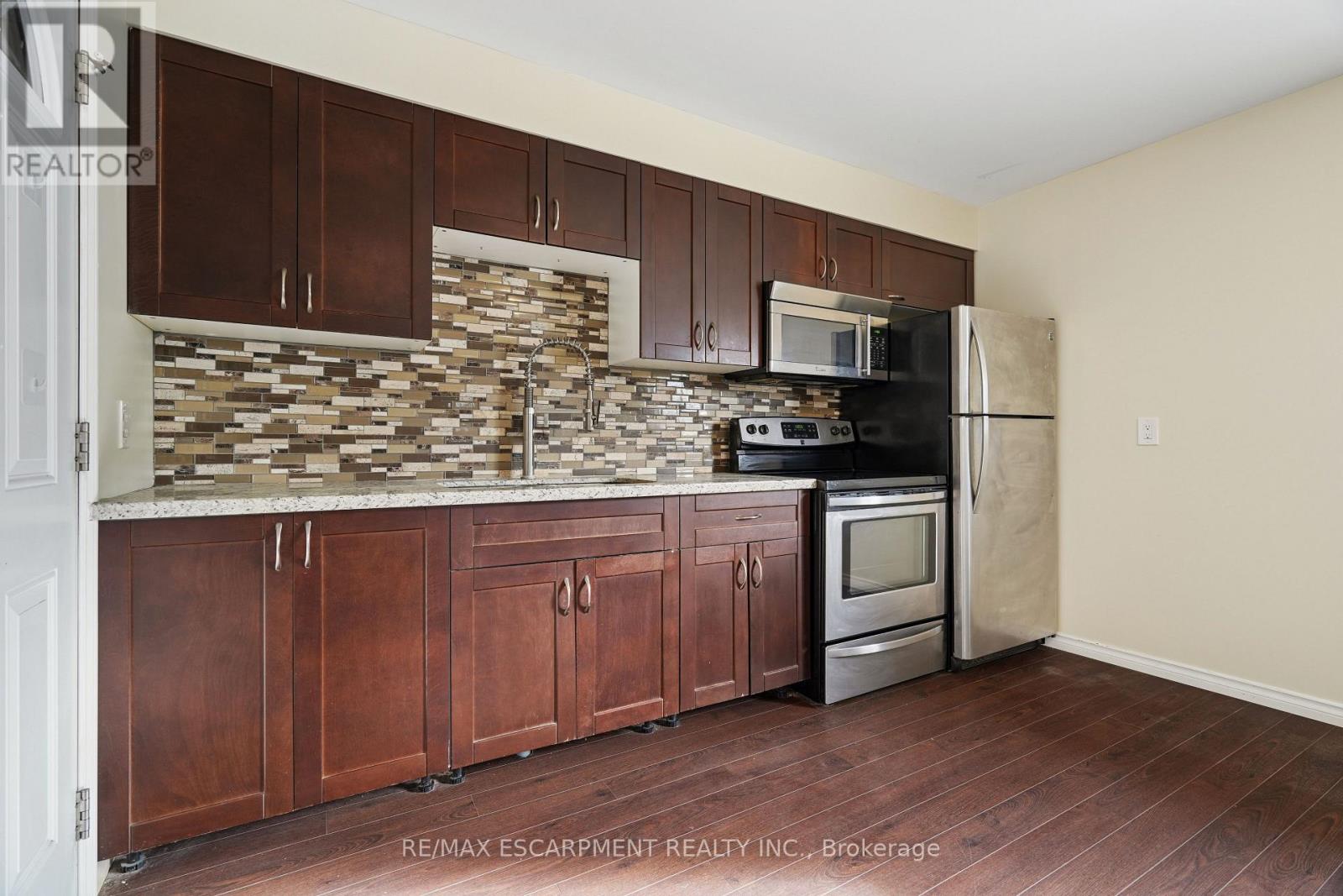 A - 154 Main Street N, Guelph/eramosa, Ontario  N0B 2K0 - Photo 14 - X12559868