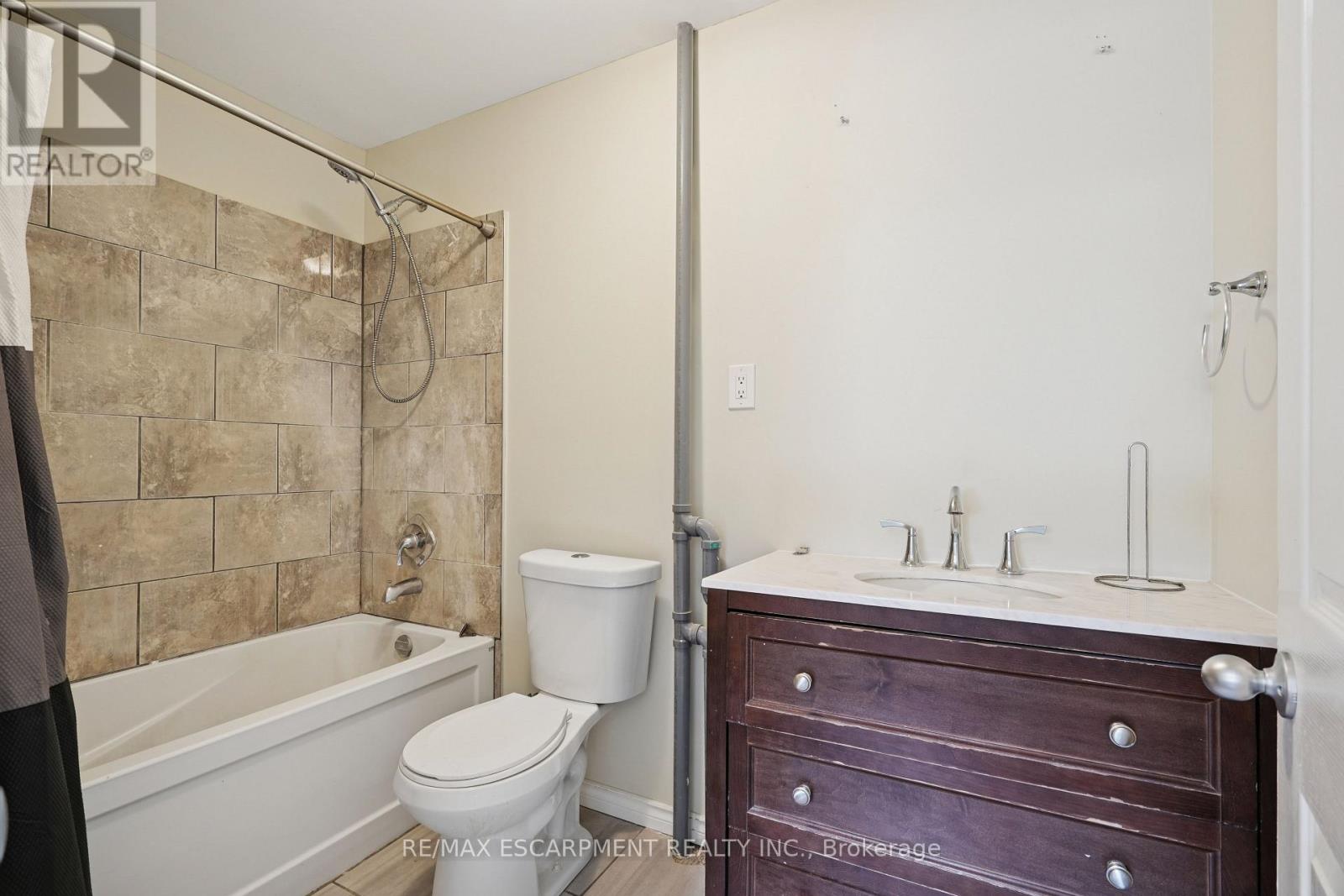 A - 154 Main Street N, Guelph/eramosa, Ontario  N0B 2K0 - Photo 20 - X12559868