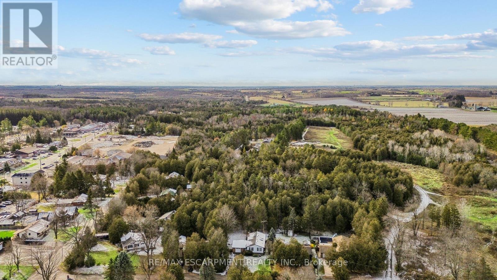 Unit B - 154 Main Street N, Guelph/eramosa, Ontario N0B 2K0 - Photo 44 - X12559906