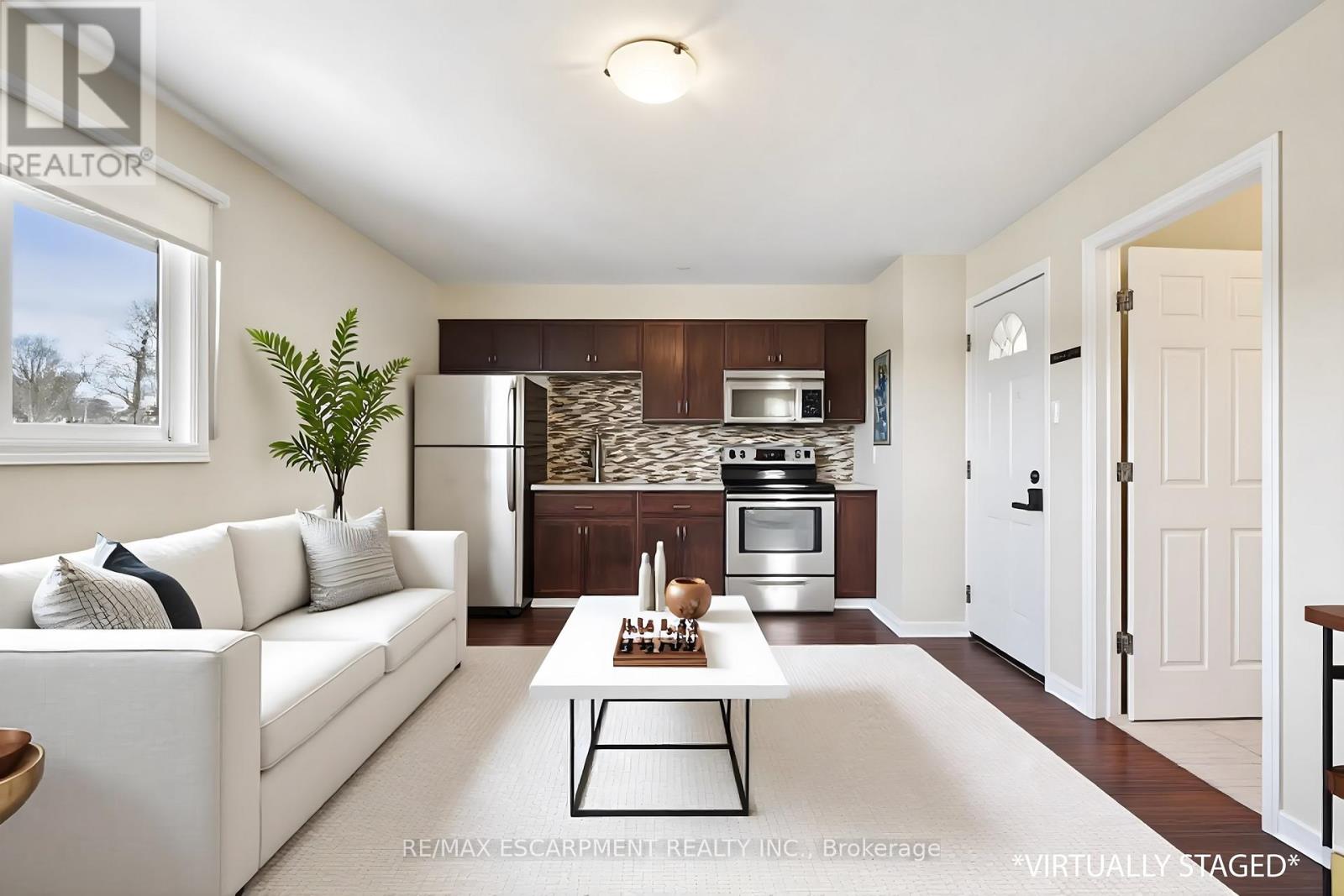 Unit B - 154 Main Street N, Guelph/eramosa, Ontario N0B 2K0 - Photo 9 - X12559906