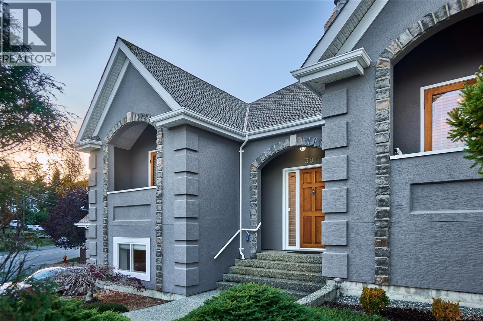 301 Mount Royal Pl, Nanaimo, British Columbia V9R 6A4 - Photo 5 - 1018266