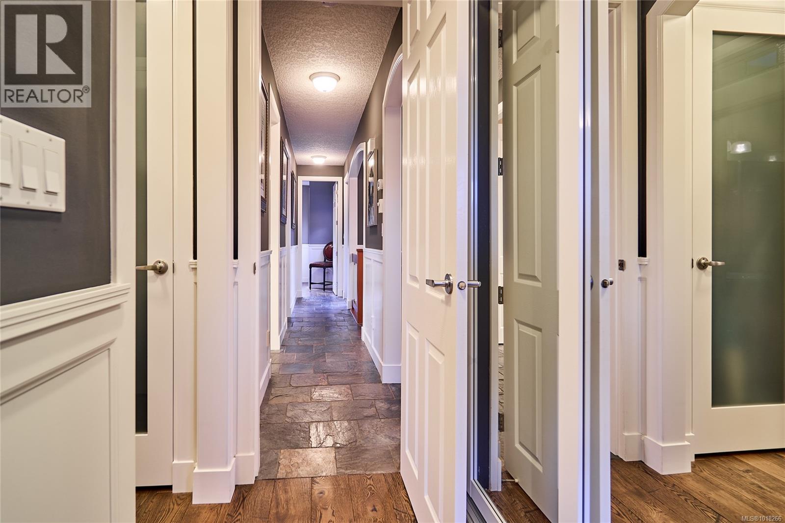 301 Mount Royal Pl, Nanaimo, British Columbia V9R 6A4 - Photo 47 - 1018266