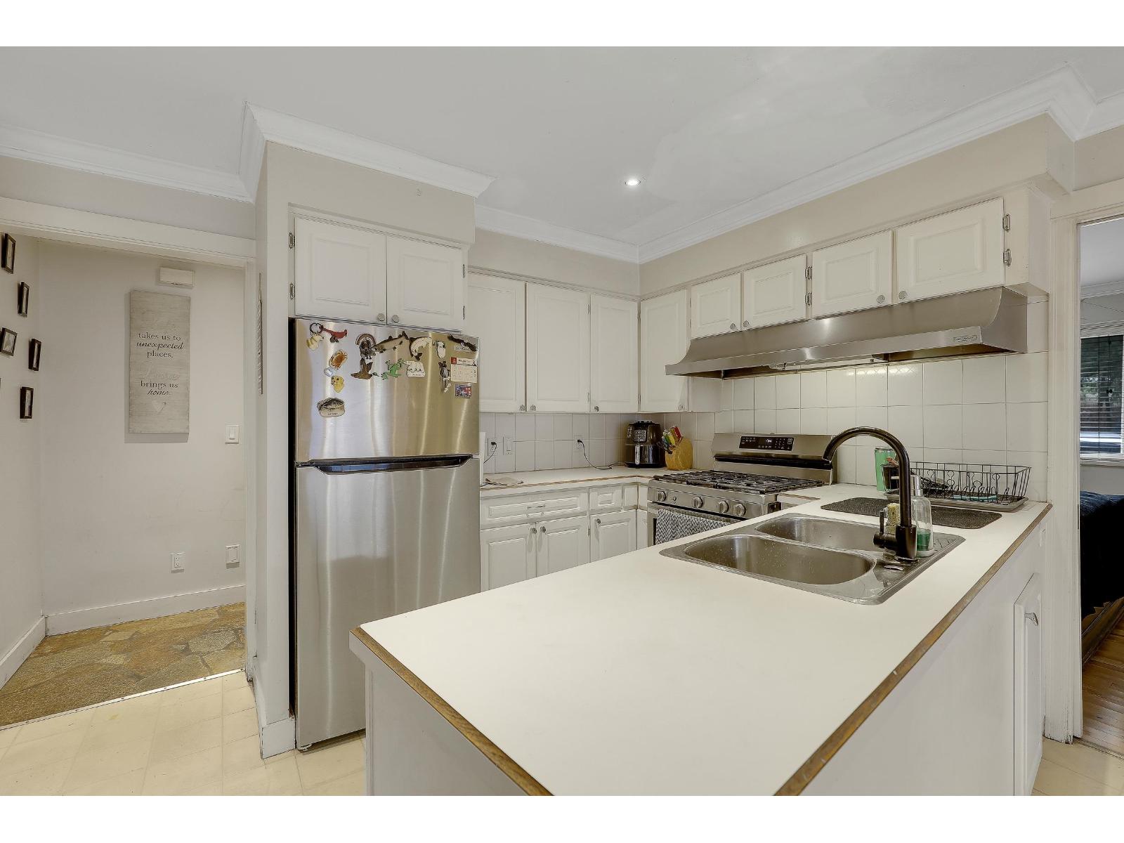 7913 192 Street, Surrey, British Columbia  V4N 5S9 - Photo 8 - R3065855