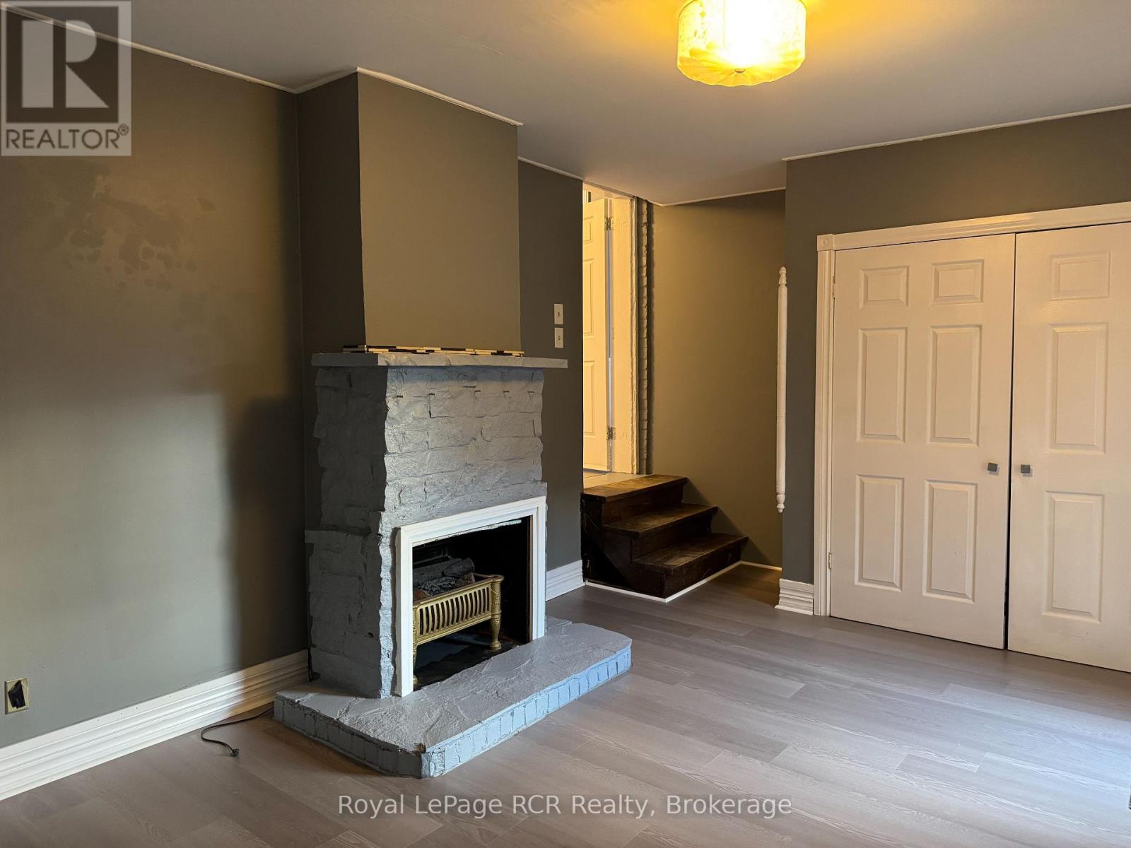 1096 4th Avenue E, Owen Sound, Ontario N4K 2P2 - Photo 8 - X12560112