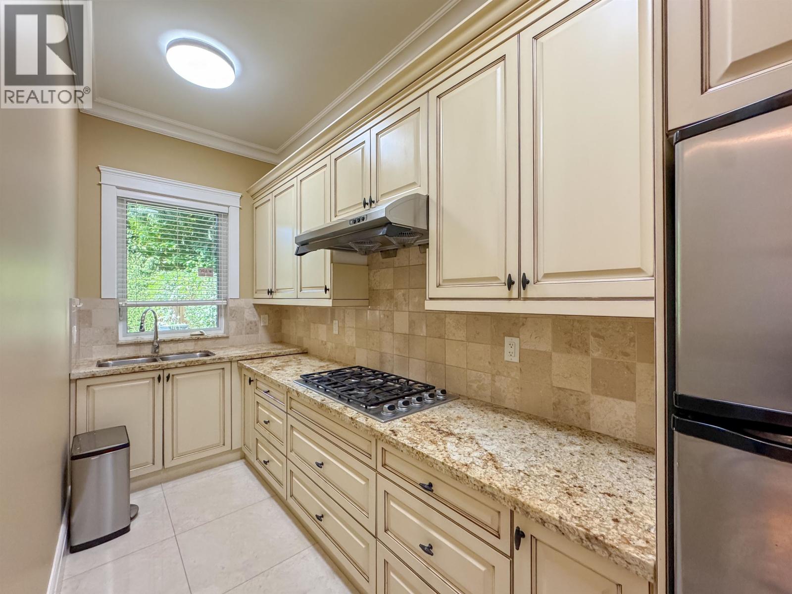 5871 Forsyth Crescent, Richmond, British Columbia  V7C 2C2 - Photo 12 - R3050056