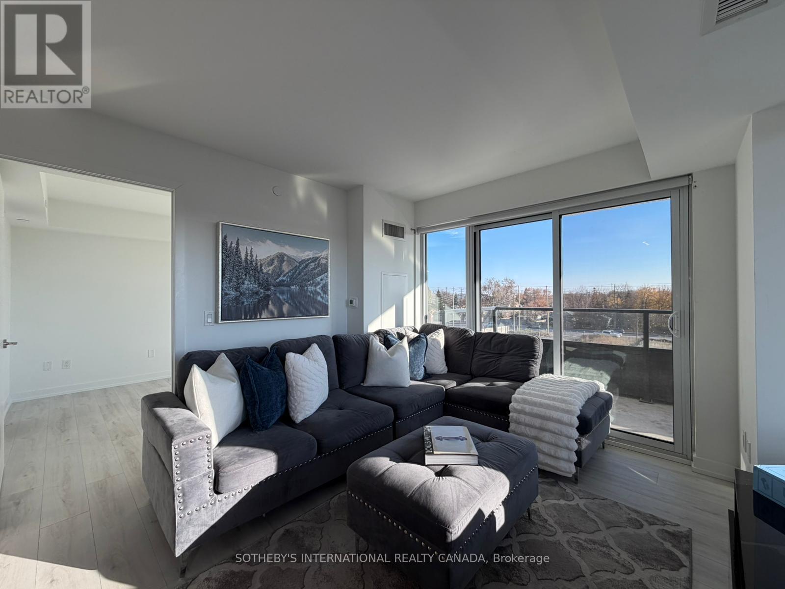 303 - 1435 Celebration Drive, Pickering, Ontario  L1W 0C4 - Photo 6 - E12509786