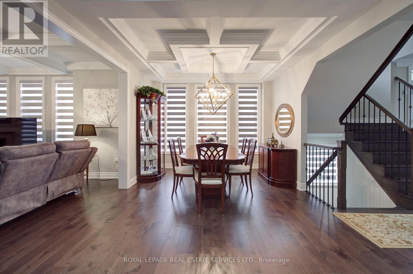 135 Zachary Crescent, Oakville, Ontario  L6H 0W1 - Photo 12 - W12559574