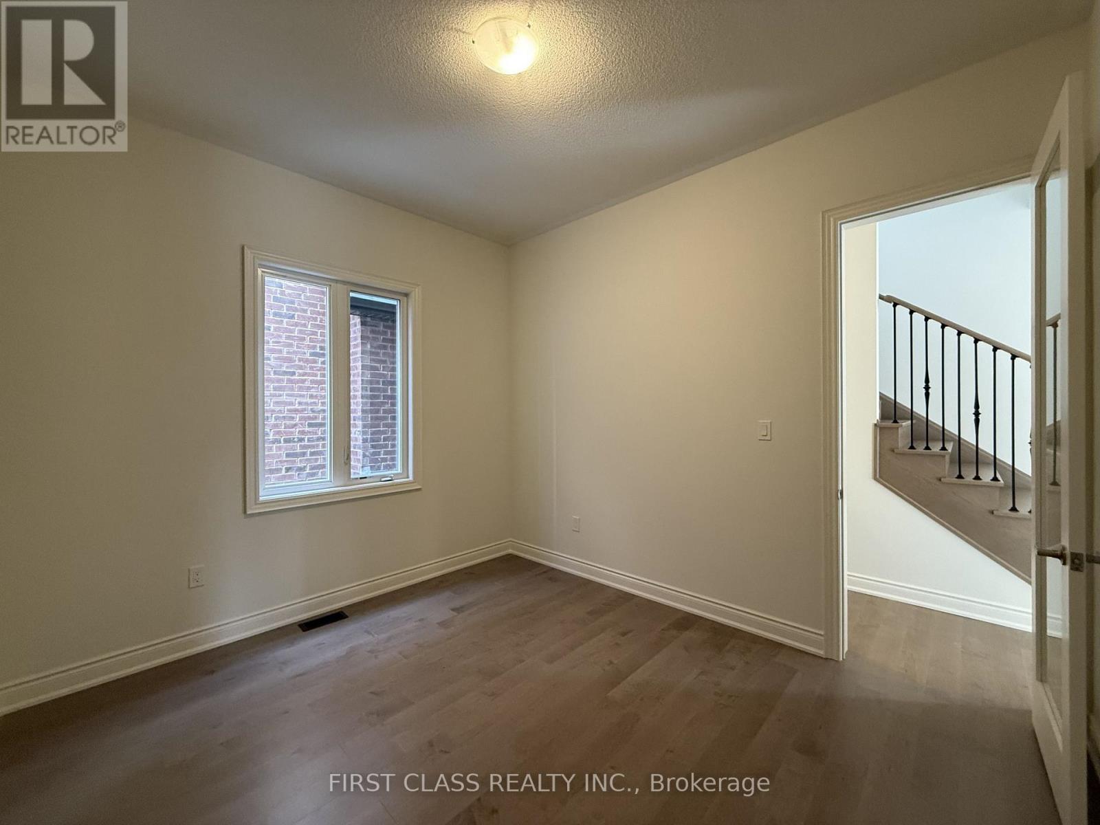 95 Boccella Crescent, Richmond Hill, Ontario  L4B 0H9 - Photo 12 - N12501686