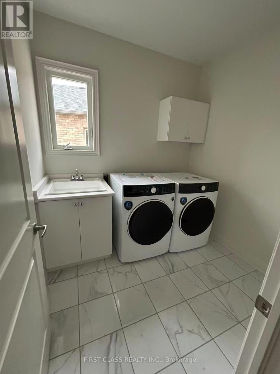 95 Boccella Crescent, Richmond Hill, Ontario  L4B 0H9 - Photo 37 - N12501686