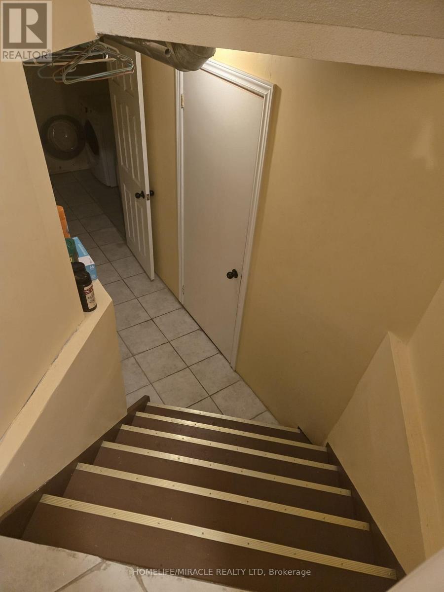 10 Gina Drive, Vaughan, Ontario L6A 3X2 - Photo 26 - N12503026