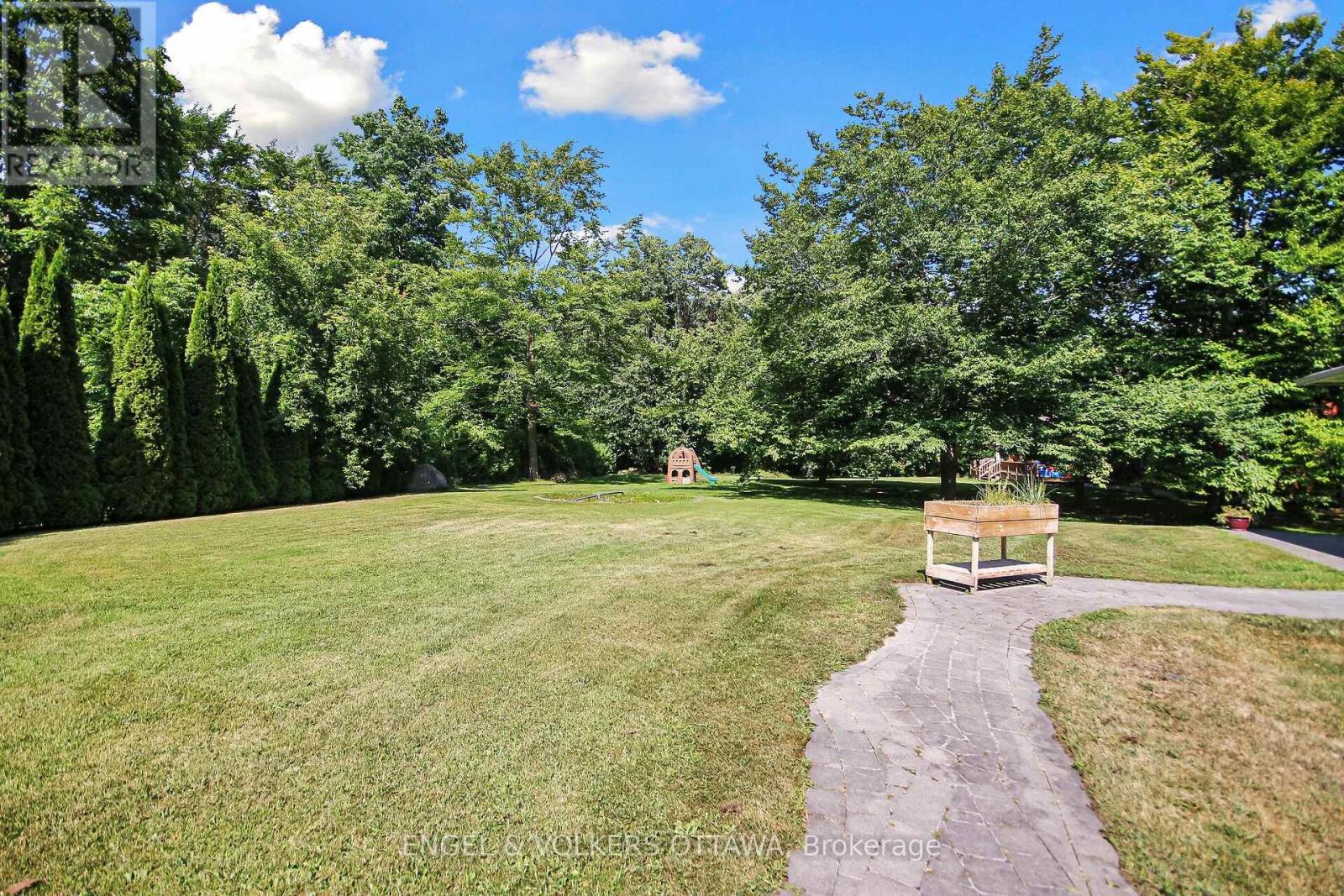 5593 Whitewood Avenue S, Ottawa, Ontario  K4M 1E1 - Photo 27 - X12560042