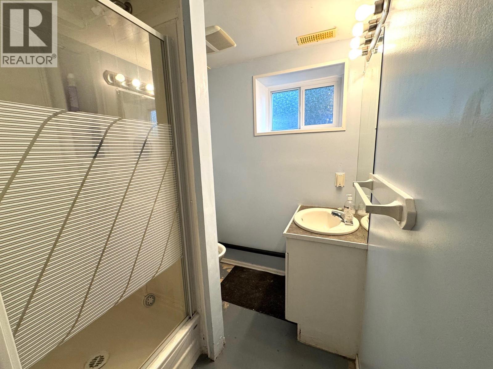 2351 Coutlee Avenue, Merritt, British Columbia  V1K 1B8 - Photo 14 - 10359092