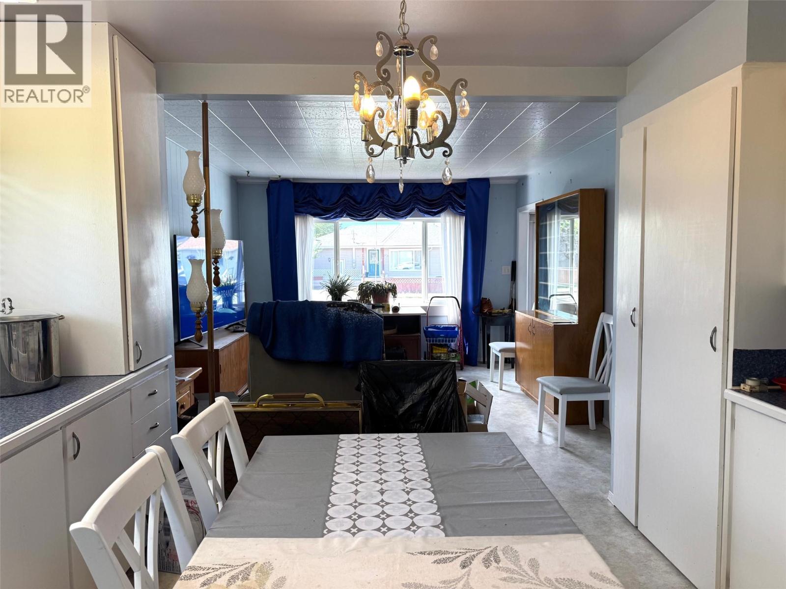 2351 Coutlee Avenue, Merritt, British Columbia  V1K 1B8 - Photo 4 - 10359092